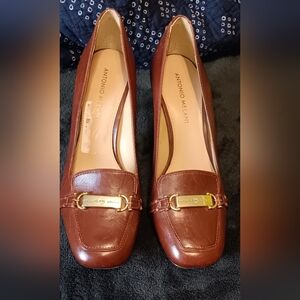 Antonio Melani pumps